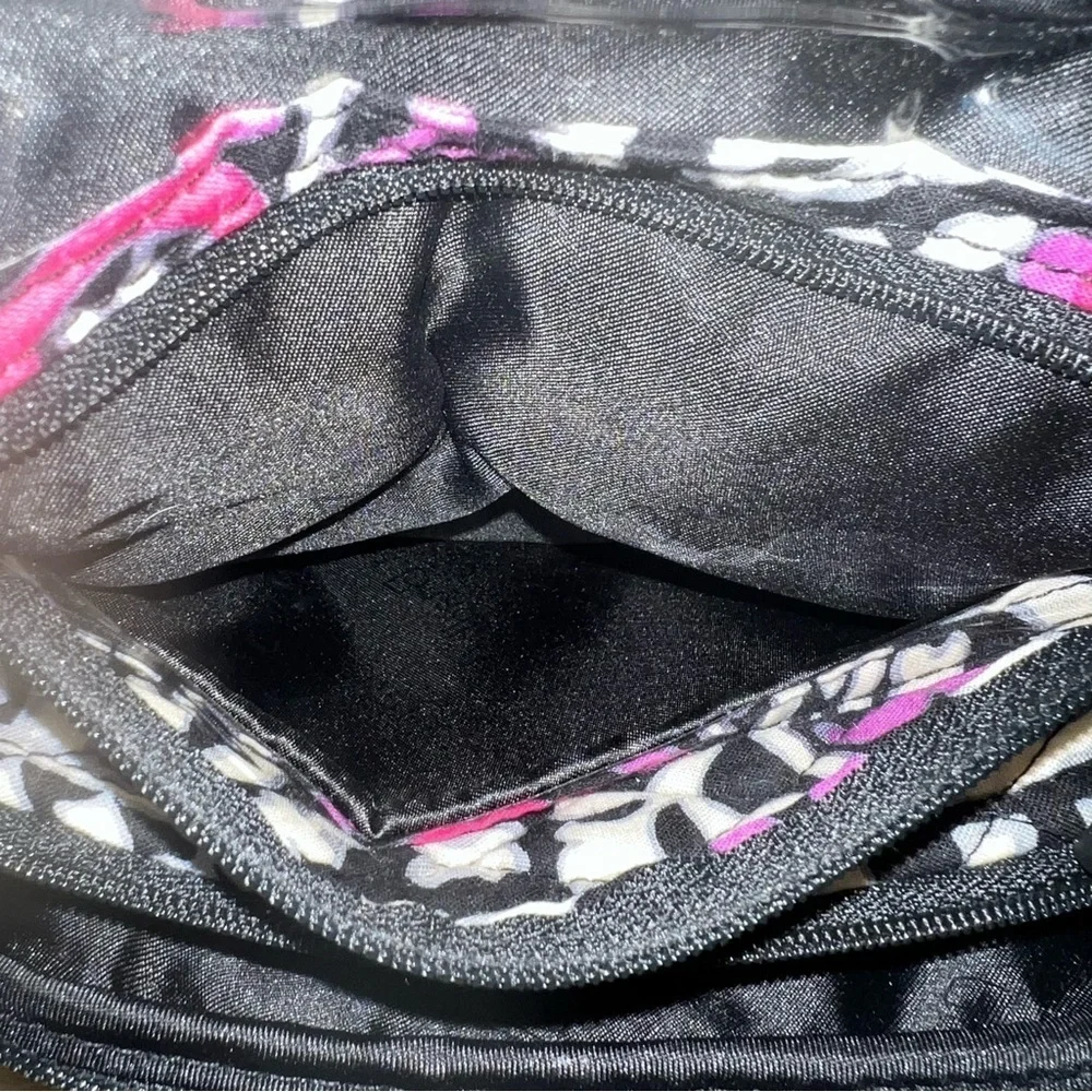 VERA BRADLEY Scroll Medallion Jewlery Case Cosmetic Bag Purple Pink Black Travel